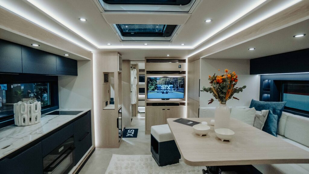 STX Motorhomes CARAVAN